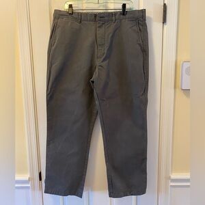 Crémeux Dark Gray Chinis, 36 X 29, Madison